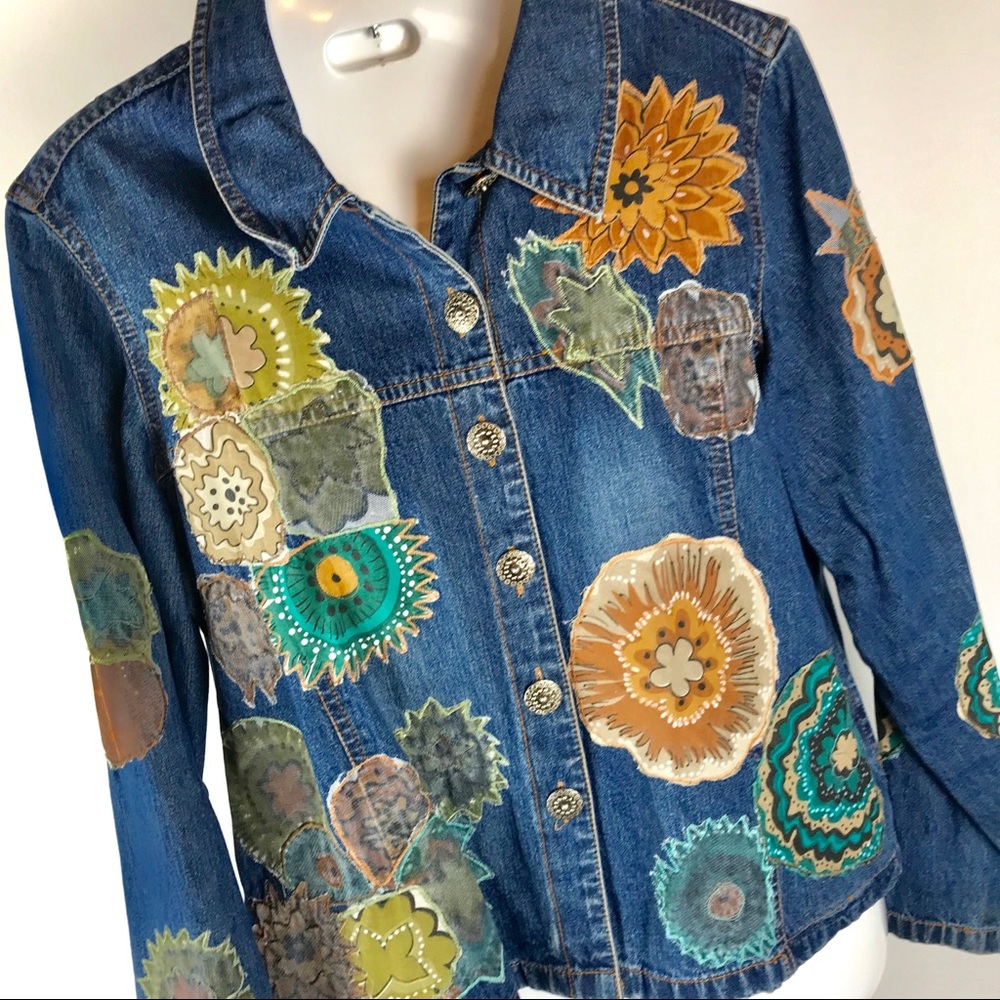 West End denim jacket petite M embroidered